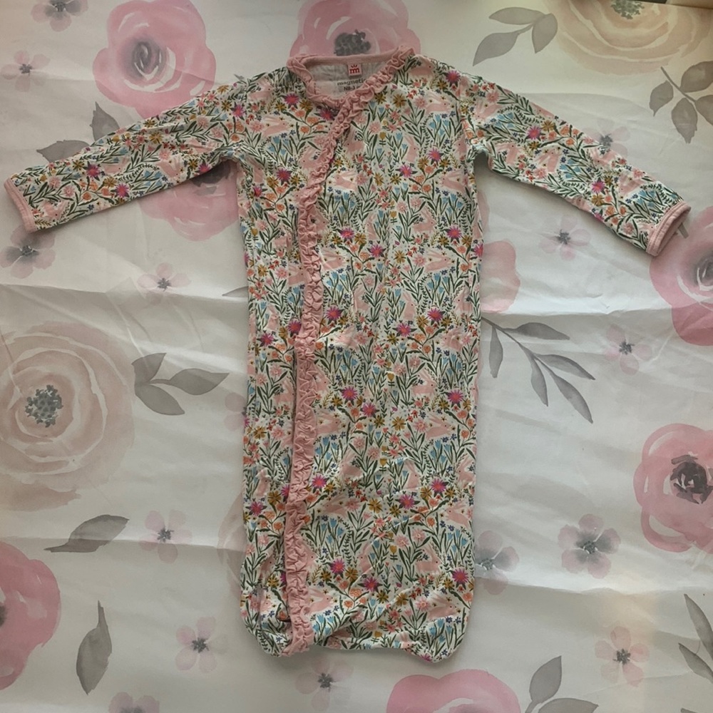 Magnetic Me NB to 3 months bundler/sleeper